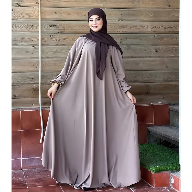 حجاب آلاء – حشمة وأناقة متكاملة في ثوانٍ