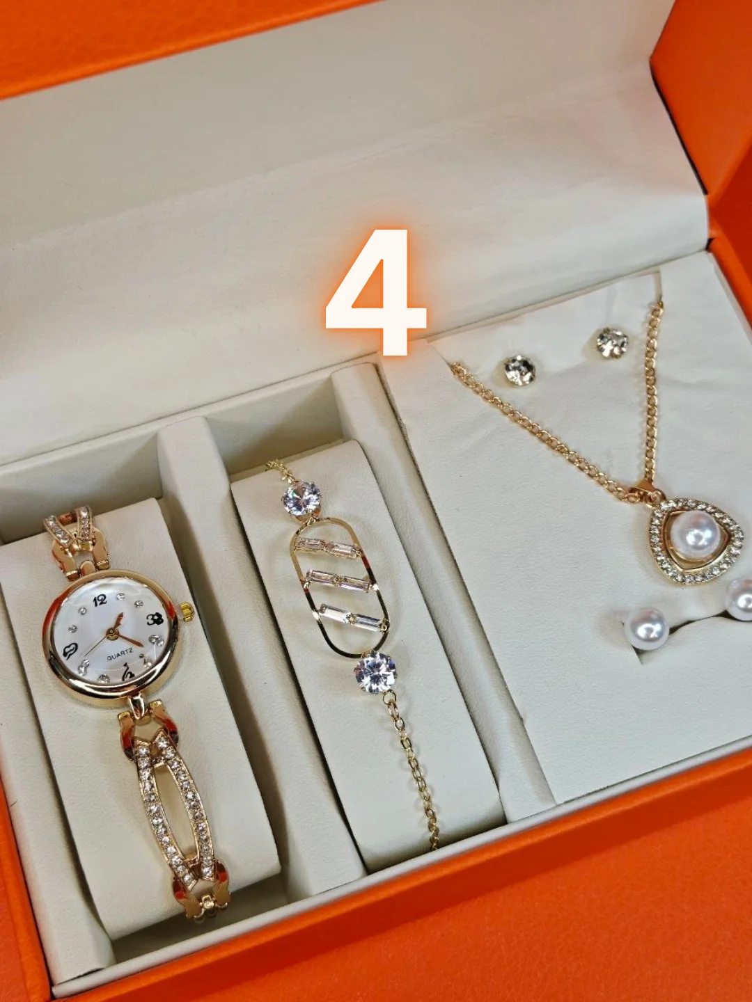 طقم نسائي فاخر كامل