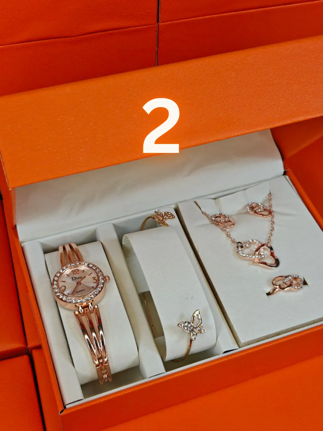 طقم نسائي فاخر كامل