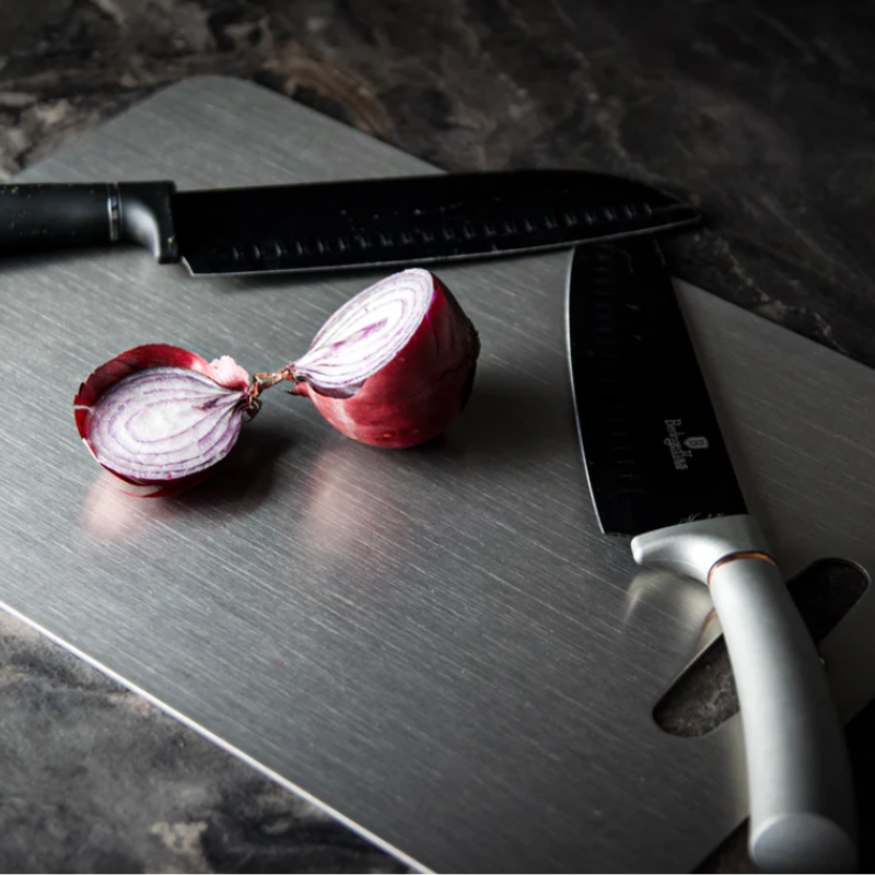 لوح التقطيع من التيتانيوم النقي