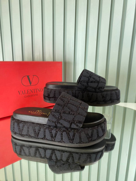 Chaussons Valentino