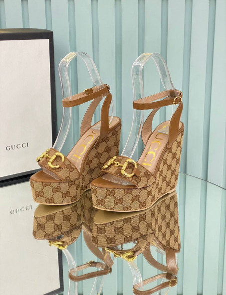 GUCCI Mules à plateforme