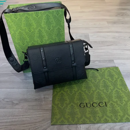 GUCCI POCHETTE