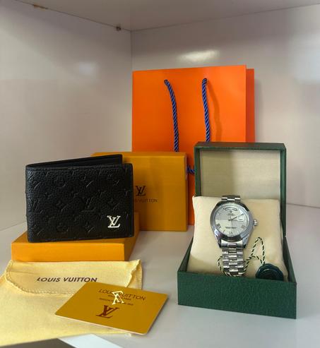 pack portfeuille et la montre