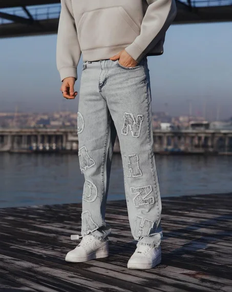 BAGGY JEAN
