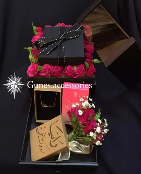 بوكس ورود اكريلك