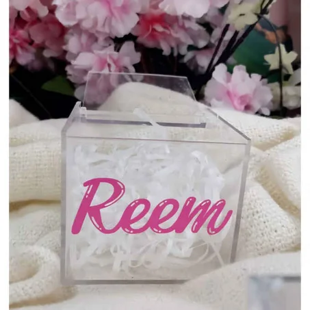 بوكس اكريلك بالكتابة