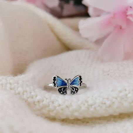 خاتم الفراشة