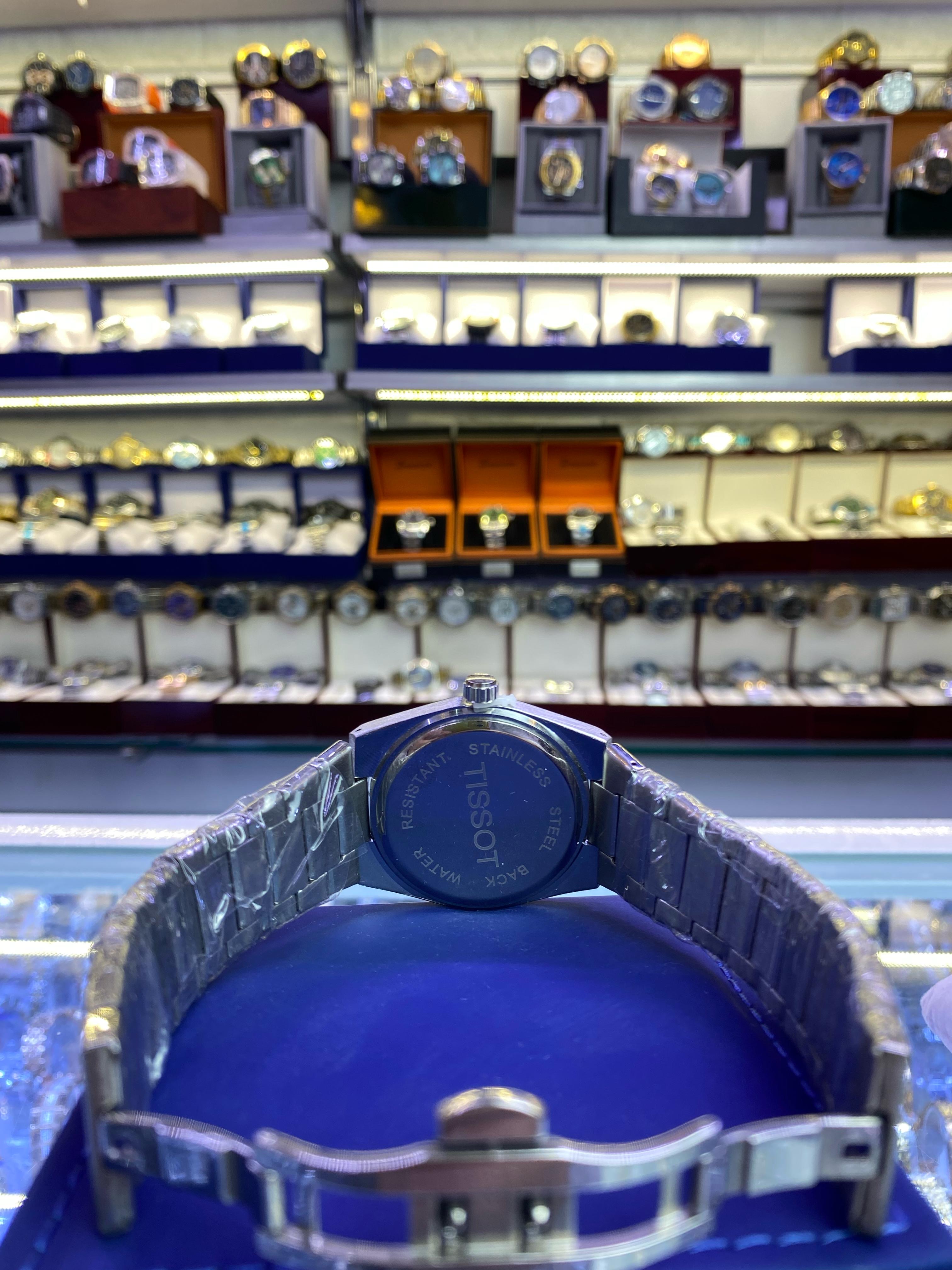 Tissot ساعة عالمية فاخرة