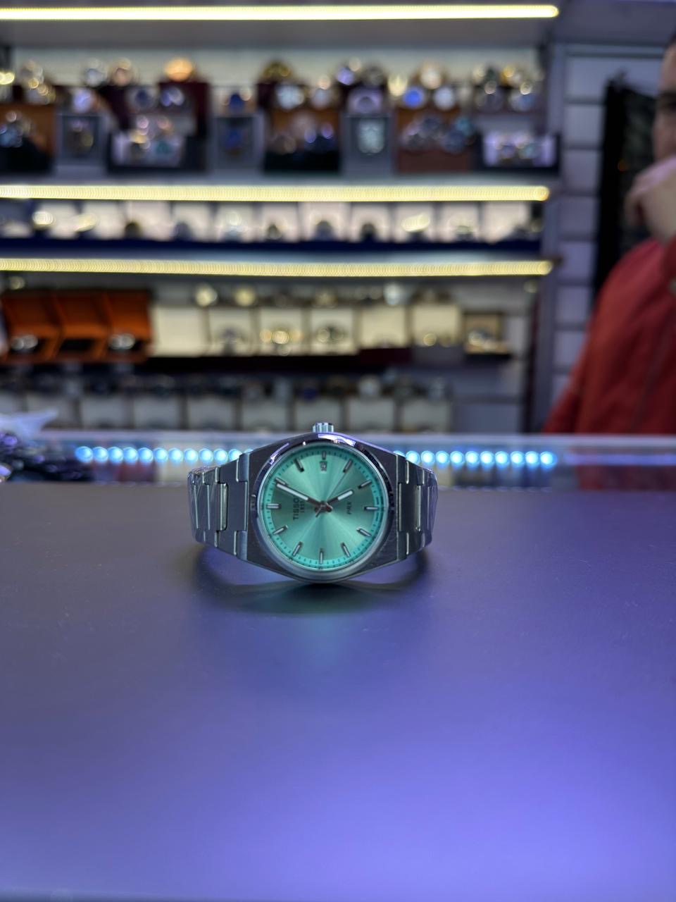 Tissot  ساعة عالمية فاخرة نسائية