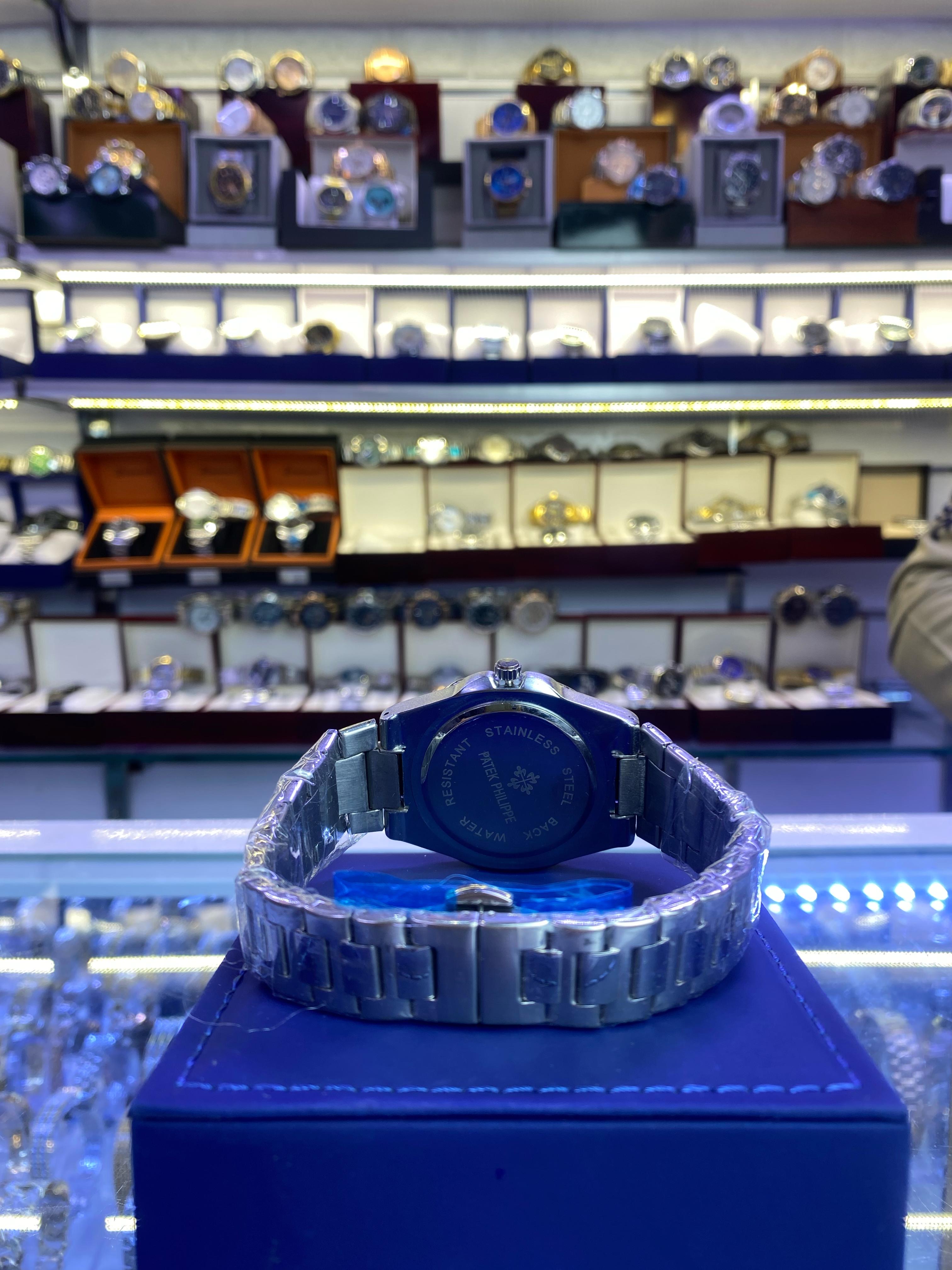 Patek Philippe ساعة عالمية فاخرة