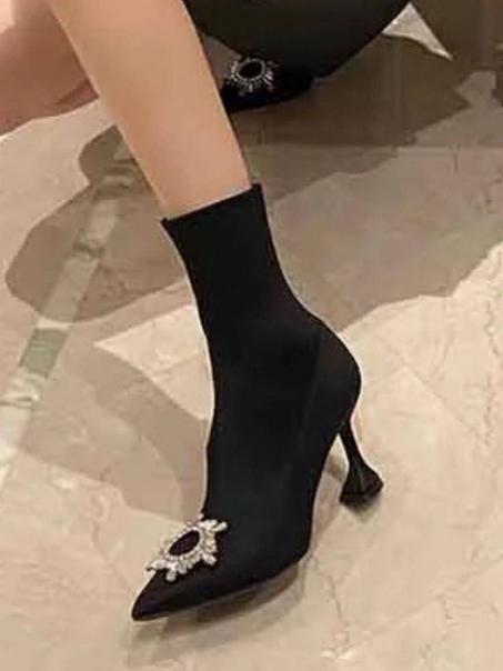 bottine amina muaddi