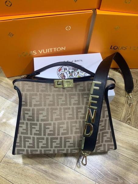 sac fendi