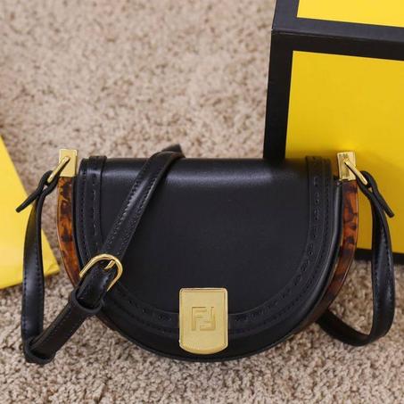 sac fendi