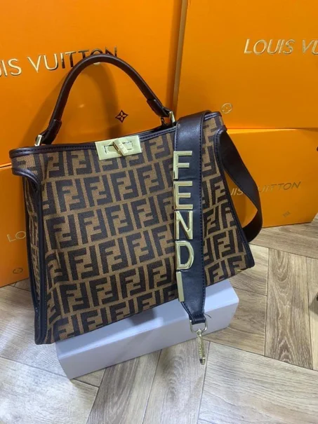 sac fendi