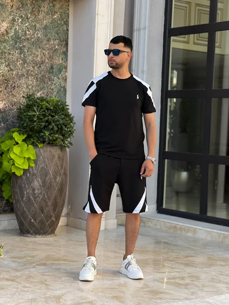 تيشيرت وبولو