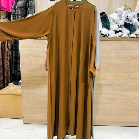 ✨ عباية سامبل – الأناقة في البساطة ✨