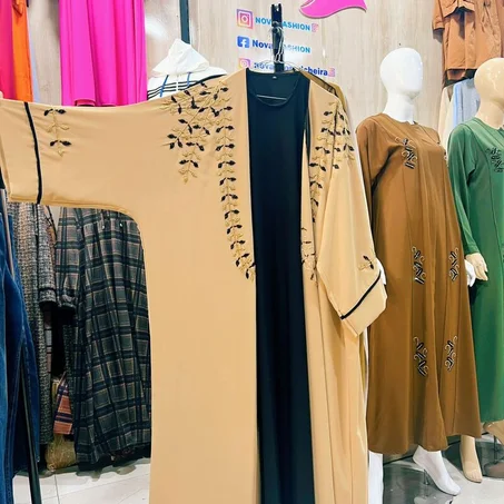 الفخامة في العبايات ستيل إماراتي بأيادي مغربية