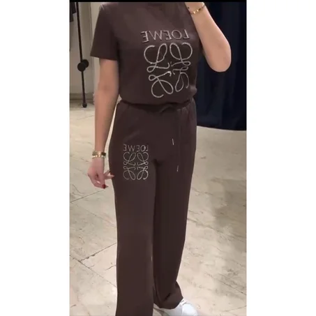 Tenue Eya