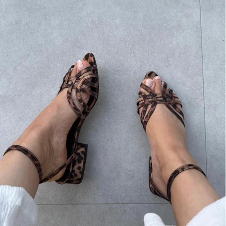 Sandales d'Été à Talons Bloc Nouvelle Collection 2026