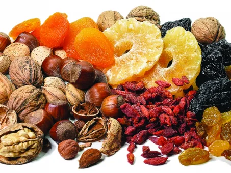 Fruits secs et Noix / فواكه مجففة و مكسرات
