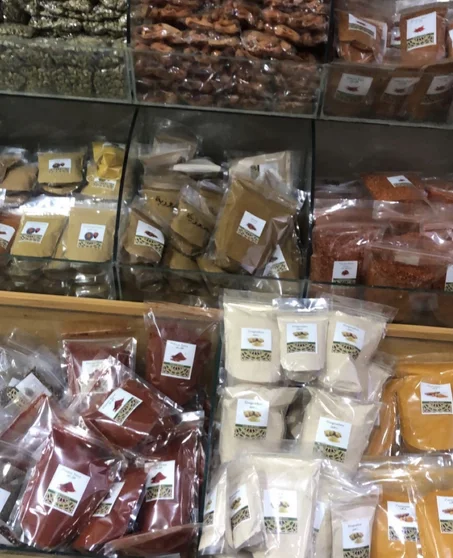 Epices et assaisonnements/ التوابل و البهارات