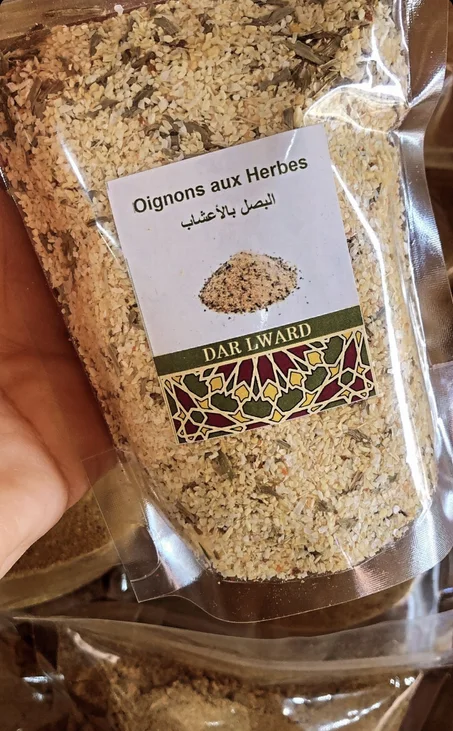 Oignon aux herbes بصل بالأعشاب