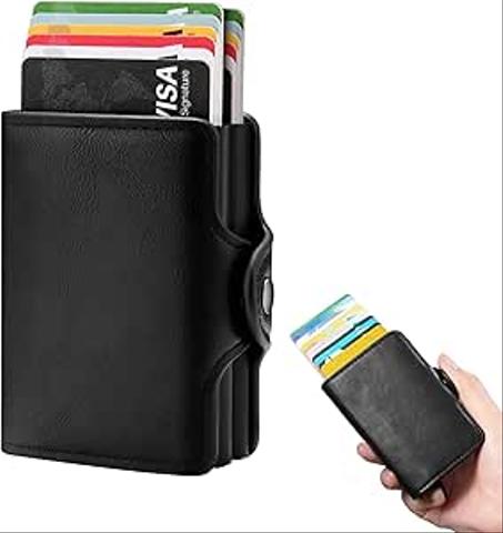 محافظ البطاقات ومنظمات الأموال