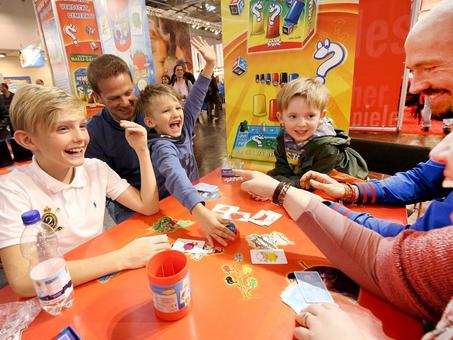 حقائب جوّال للجنسين