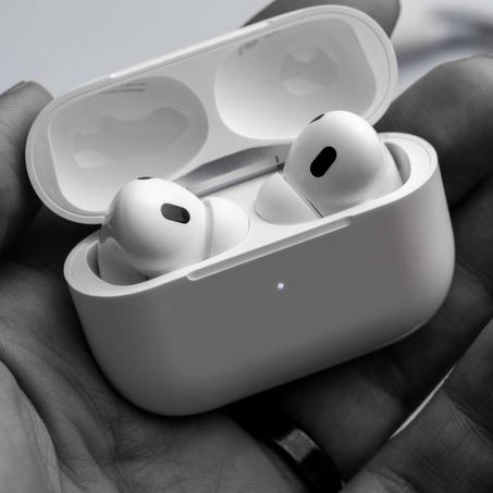 AirPods