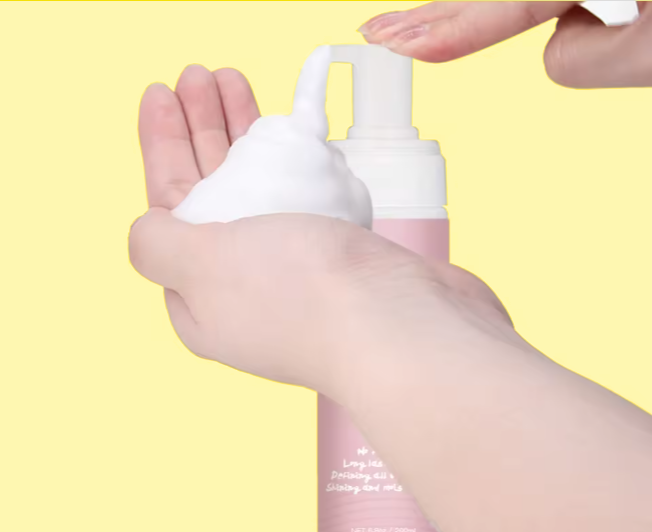 كريم طبيعي لتجعيد الشعر بتركيبة مغذية – يمنحك تموّجات حريرية ولمعان طبيعي