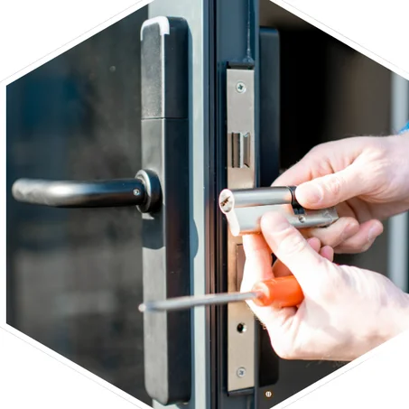 لوازم الأبواب