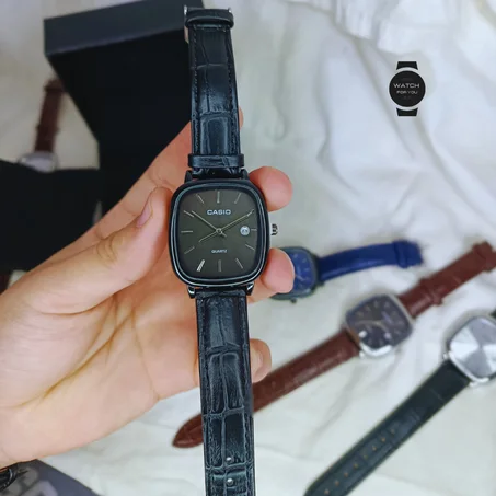 Montre Élégante Homme Casio – Design Classique avec Bracelet en Cuir