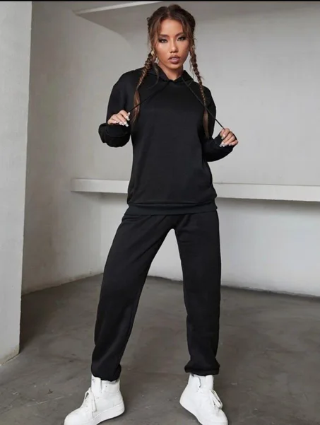 Ensemble woman simple