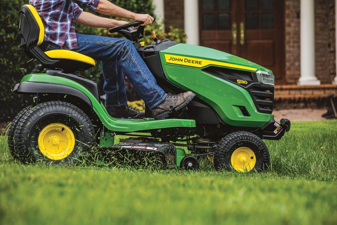 John Deere S130 42 in. 22 HP V-Twin Gas Hydrostatic Riding Lawn Mower