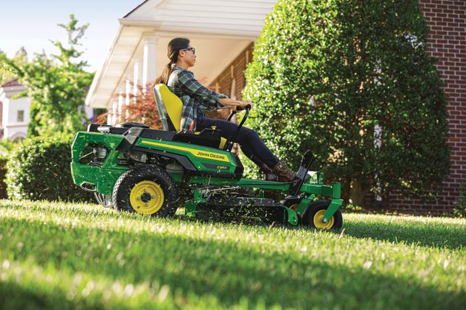 John Deere Z315E 42-Inch 20 HP V-Twin Gas Dual-Hydrostatic Zero-Turn Riding Lawn Mower