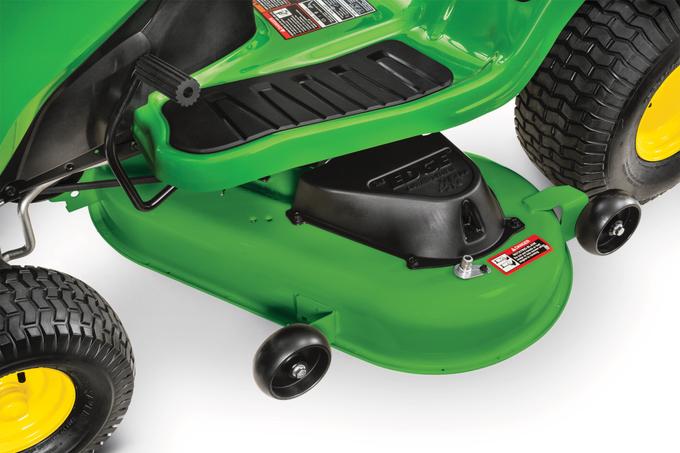 John Deere S140 48 in. 22 HP V-Twin Gas Hydrostatic Riding Lawn Mower