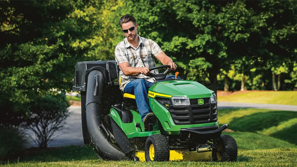 John Deere S120 42 in. 22 HP V-Twin Gas Hydrostatic Riding Lawn Mower