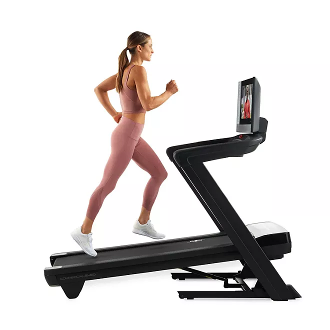 NordicTrack Commercial Series 2450 Incline Treadmill