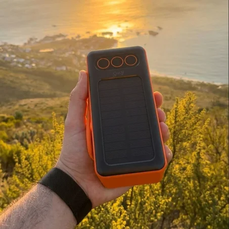 Power Bank Solaire – Rechargez Vos Appareils Où Que Vous Soyez