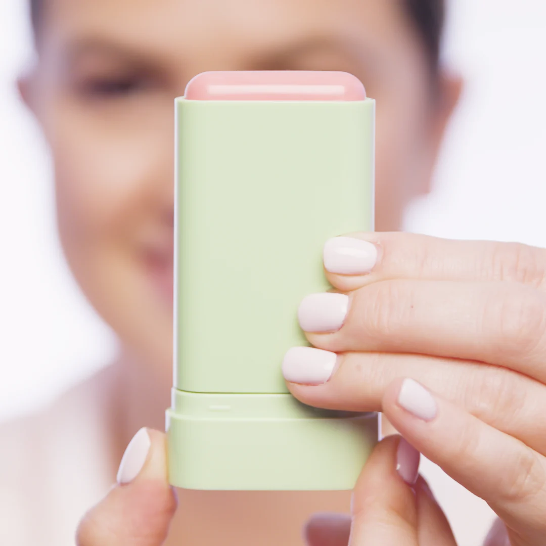 original Pixi On-the-Glow Blush – بلشر مرطّب متعدد الاستخدام | 19 جم