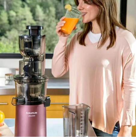 عصّارة العصر البطيء بتقنية الضغط البارد – نكهة طبيعية وصحة كل يوم