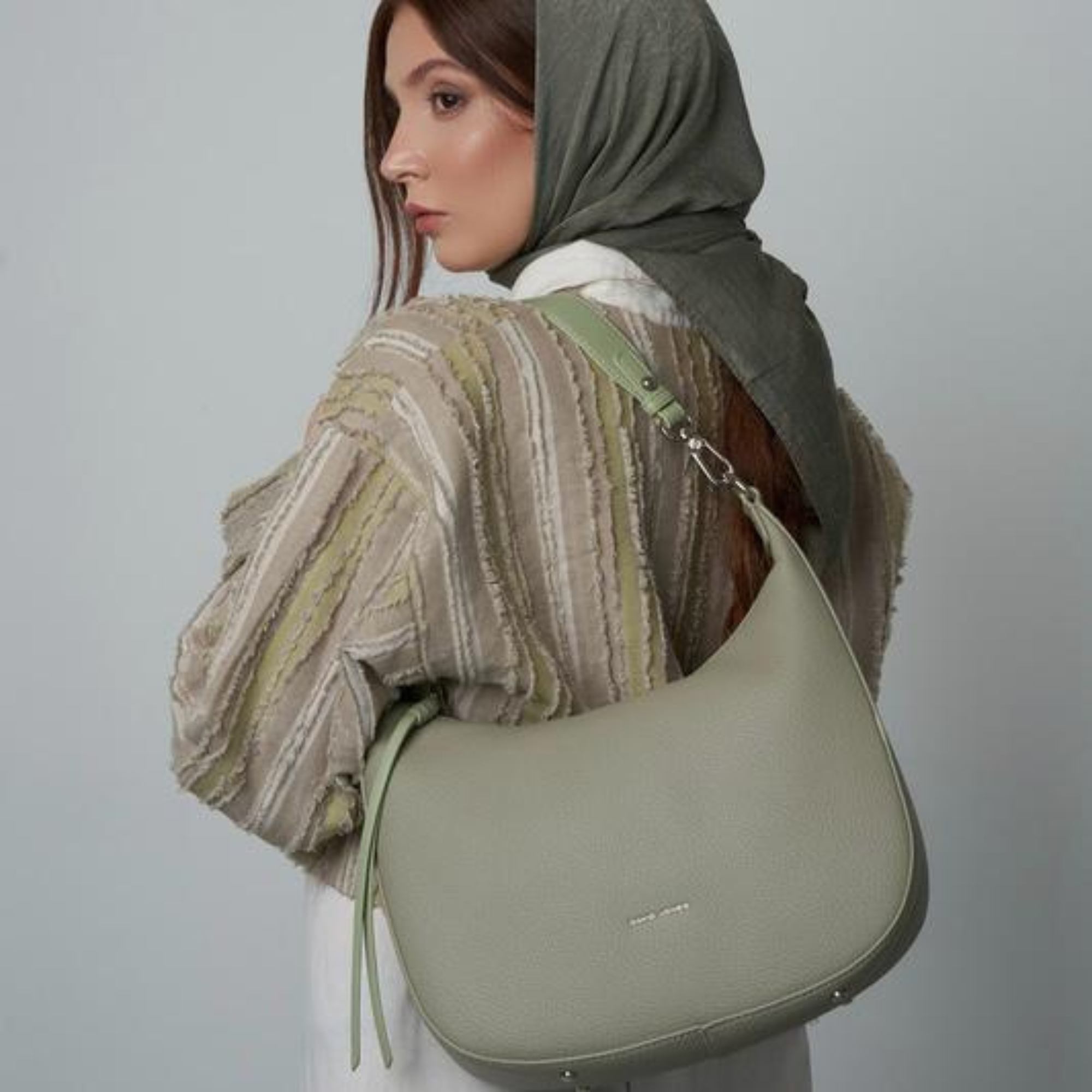 Scoop Shoulder Handbag