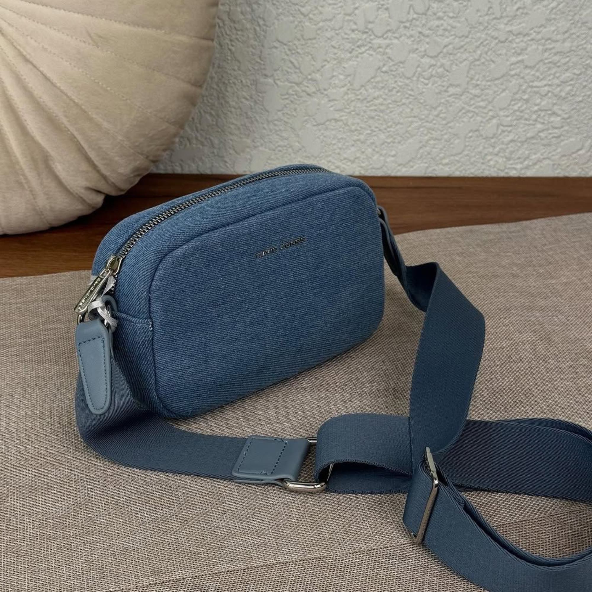 Jean