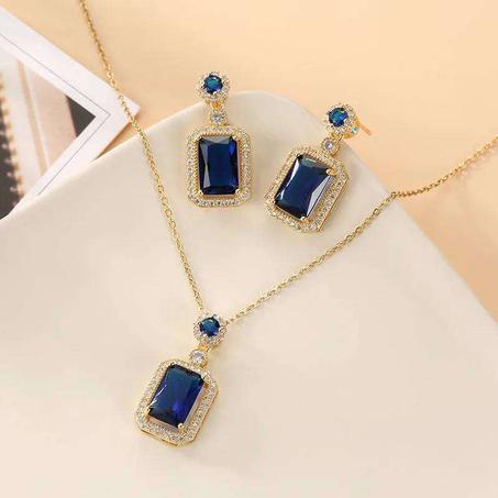 parure émeraude carré en cristal Zircon bleu 😍