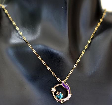 قلادة السماء المرصعة بالنجوم