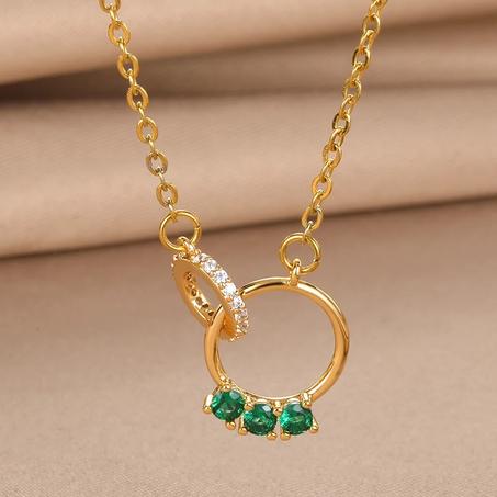 قلادة الزمردة الخظراء