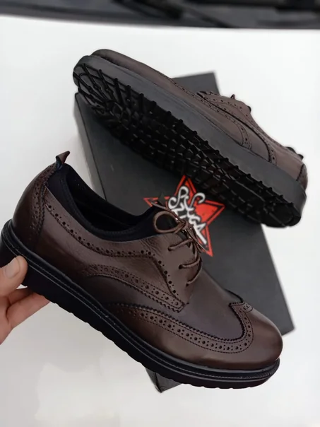 ارقى الاحذية