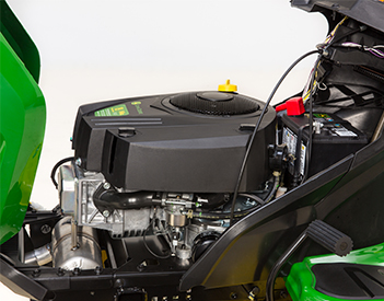 John Deere S130 Lawn Tractor