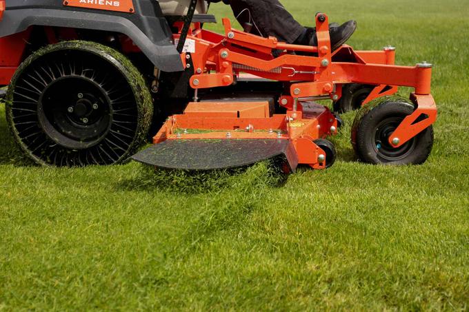 Ariens APEX 52-in 23 -HP V-twin Gas Zero-turn Riding Lawn Mower